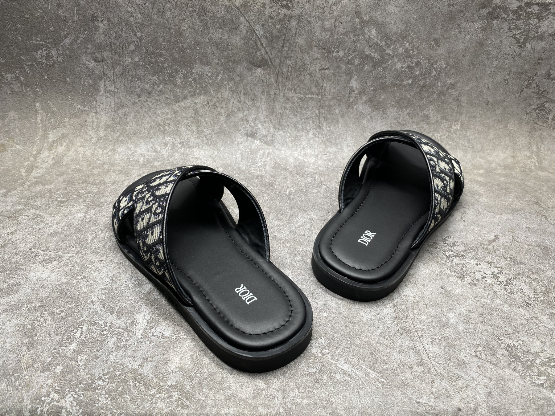 UA D10r Alias Sandal