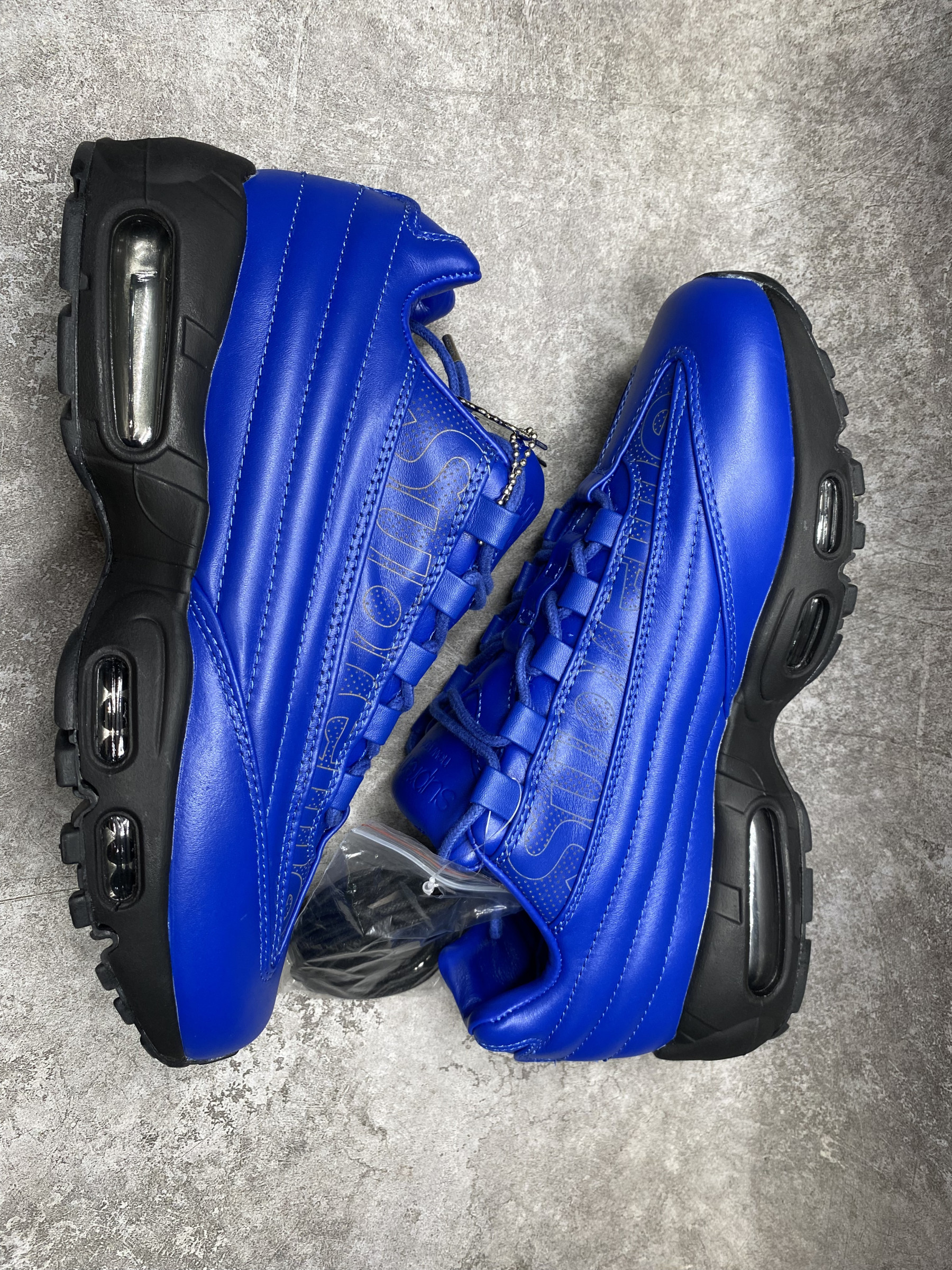 UA NIKE Air Max 95