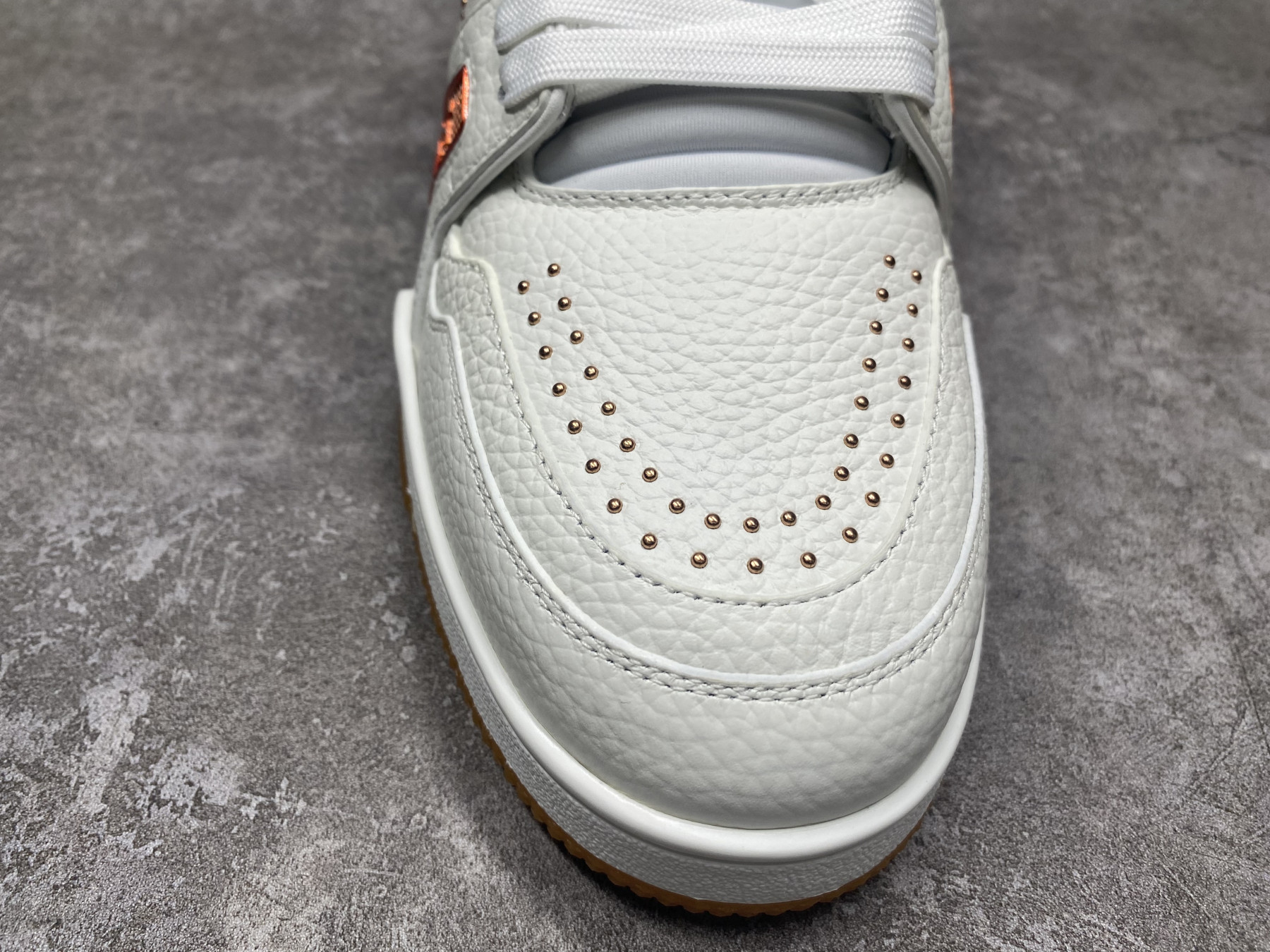 UA LV trainer Sneakers