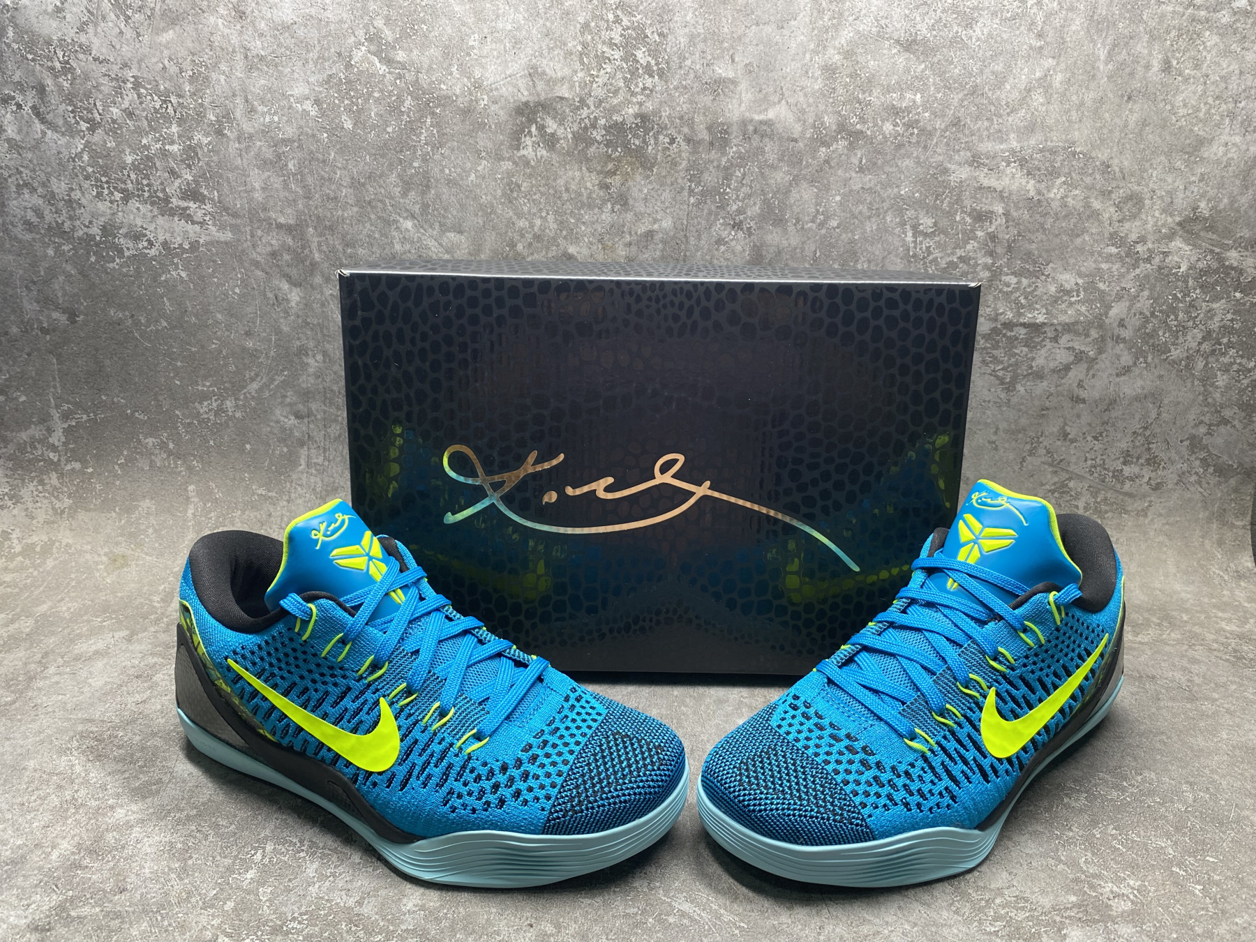 UA Nike Kobe 9 Elite Low Protro