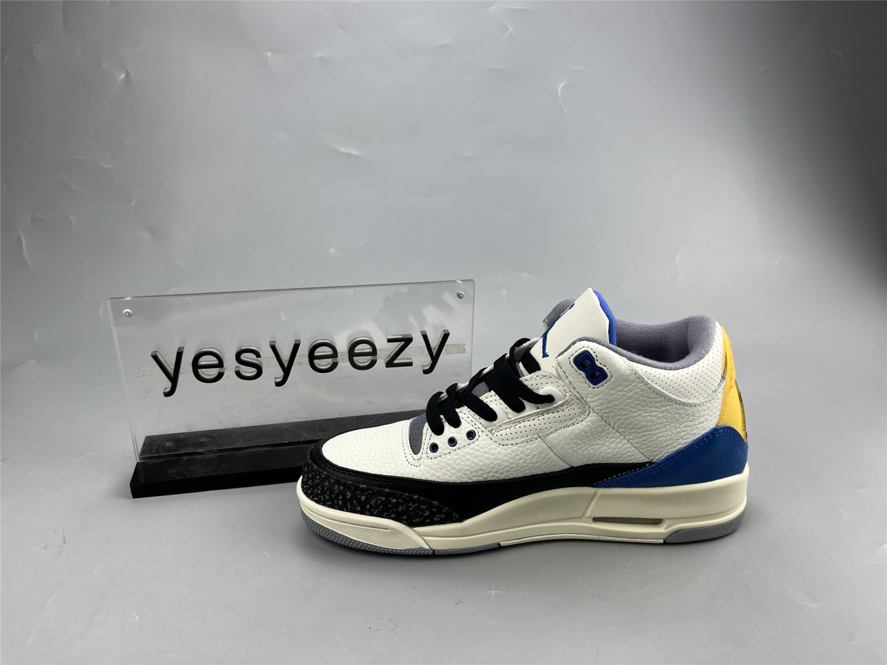 UA AIR JORDAN 3 RETRO GS 
