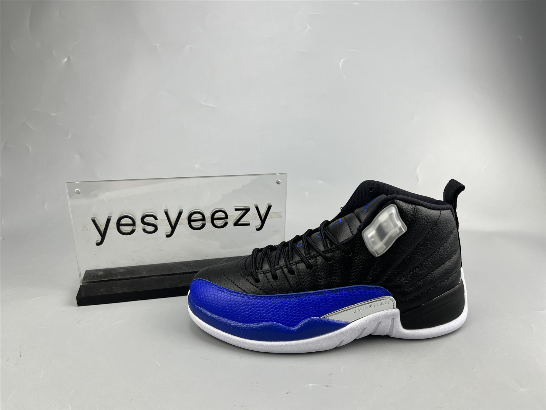 UA AIR JORDAN 12 â€œHYPER ROYALâ€
