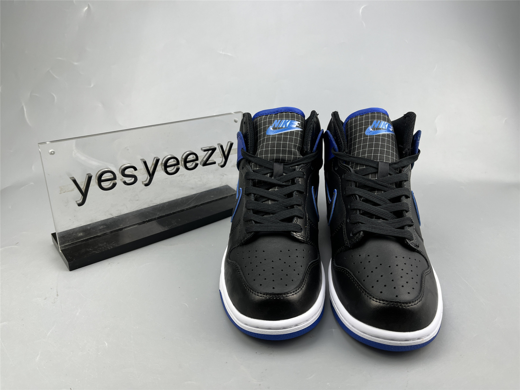 UA NIKE DUNK HIGH RETRO SE 