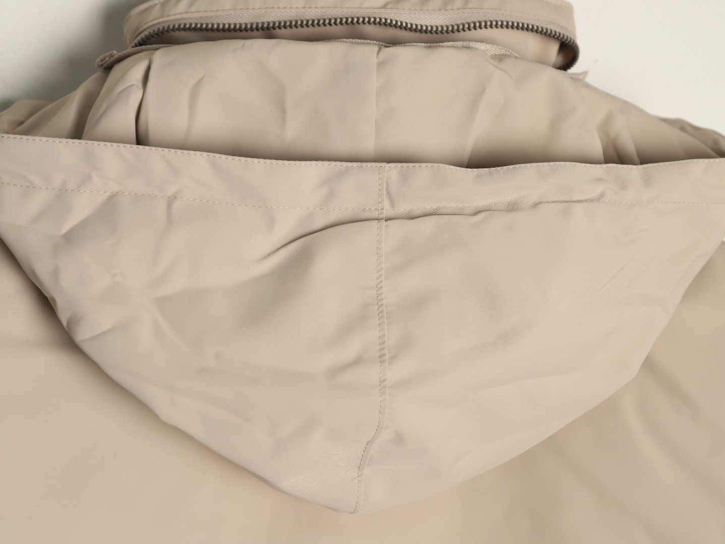 L0r0 P1ana LP Coats