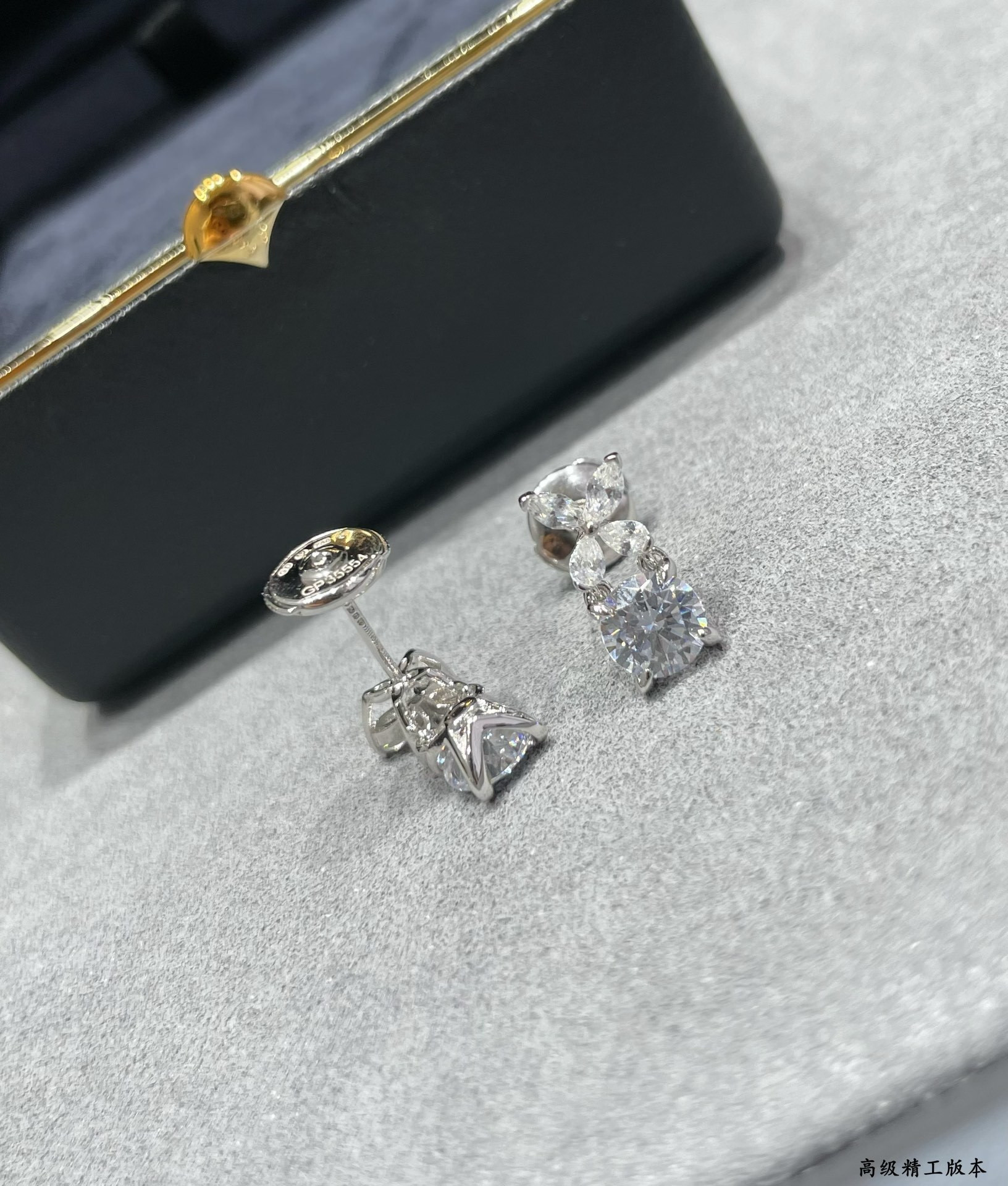 Graff D1am0nd-encrusted Butterfly Stud Earrings