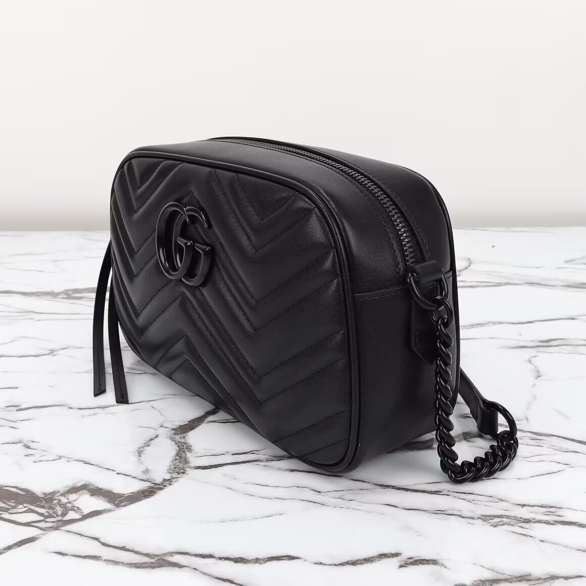 Gvc*1 GG Marmont small shoulder bag 24x12x7cm