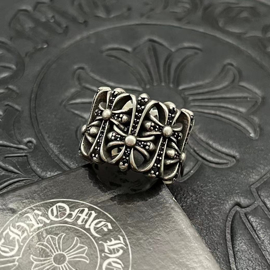 Ch*0me He**ts Cross Ring