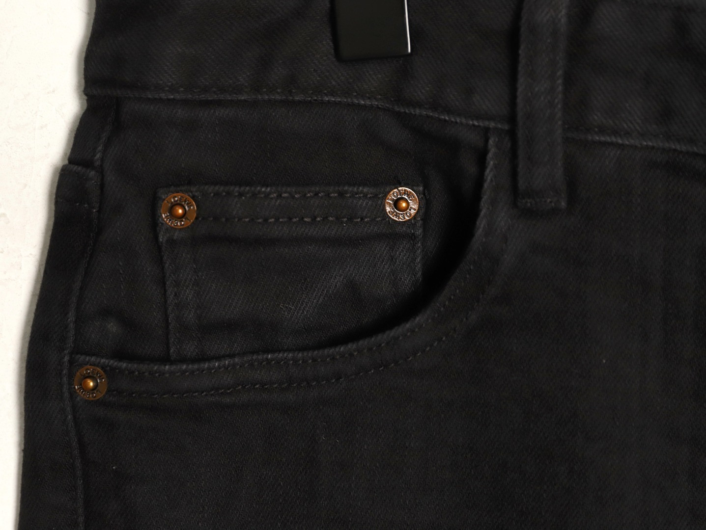 L0ew* Jeans