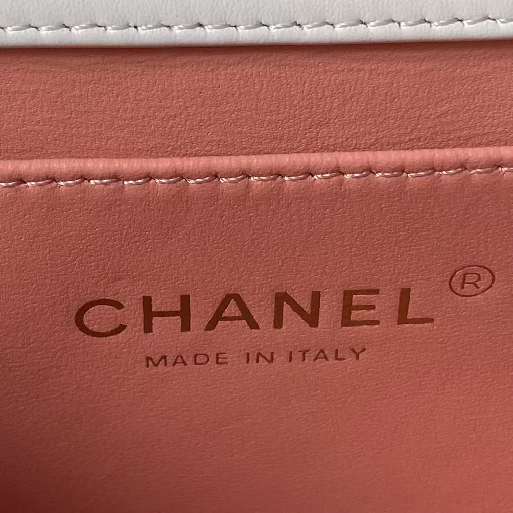Ch**el 24C Flap Bag AS2649 12x19x8cm