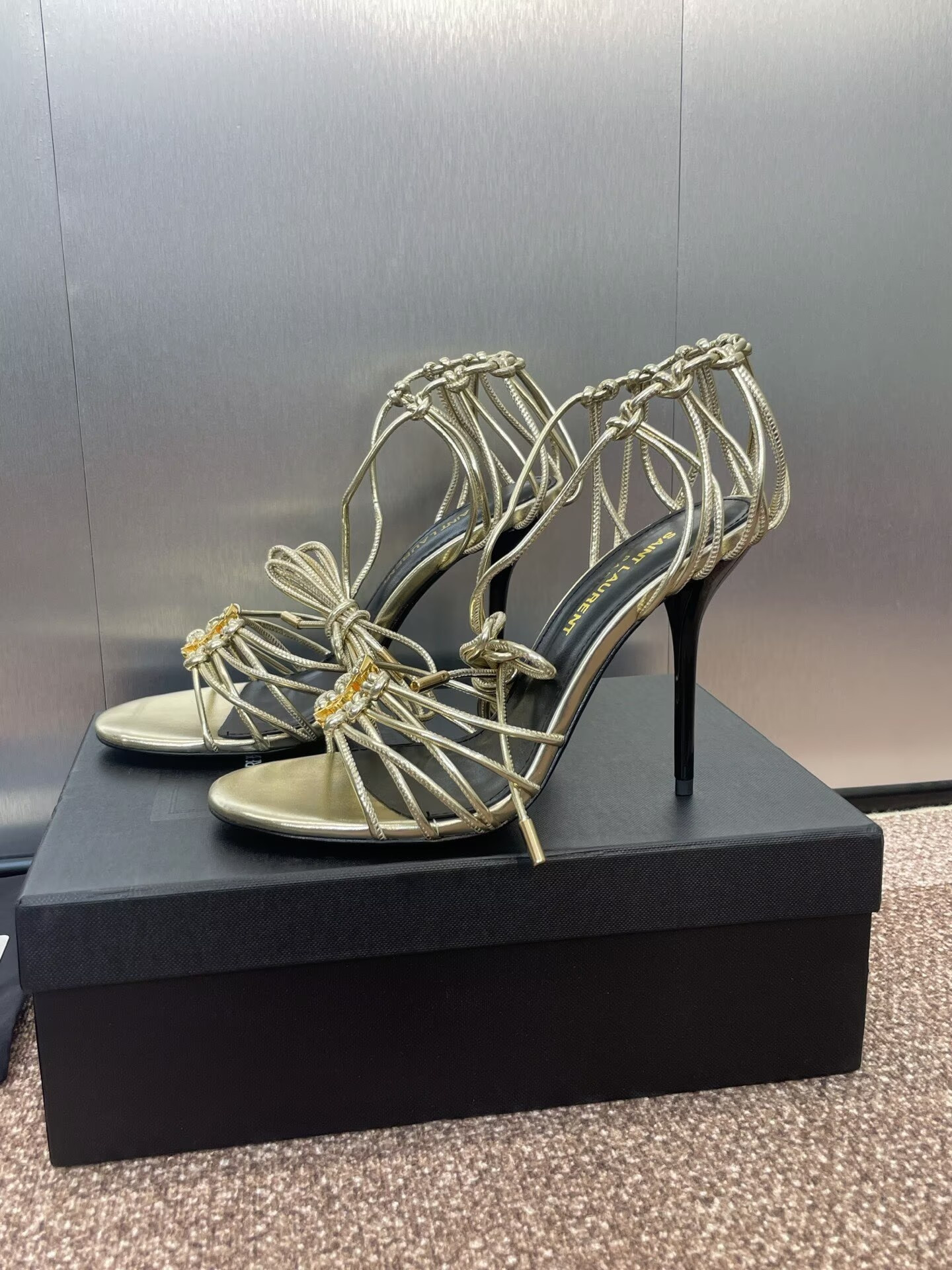 UA Y51 Babylone Gold Sandals 9cm Heel