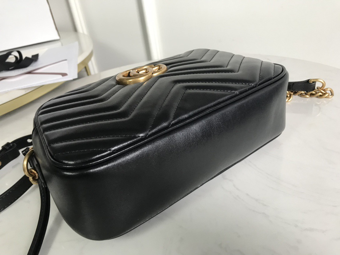 Gvc*1 GG Marmont small shoulder bag 24x12x7cm