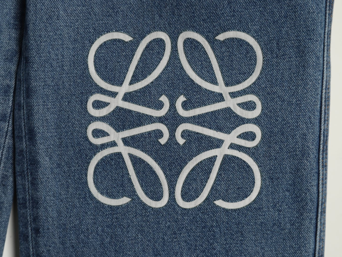 L0ew* Anagram Jeans
