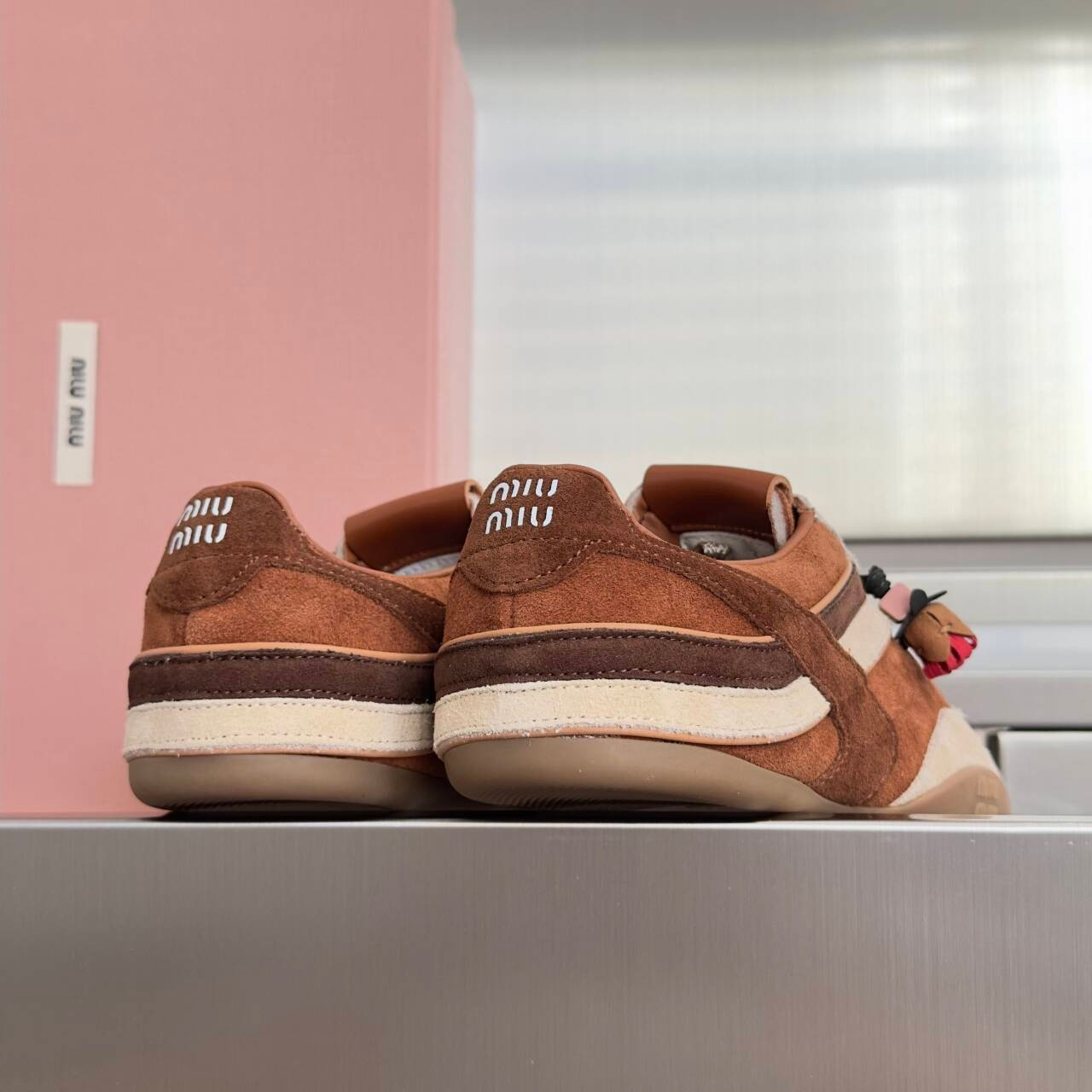 UA M1v M1v Sneakers