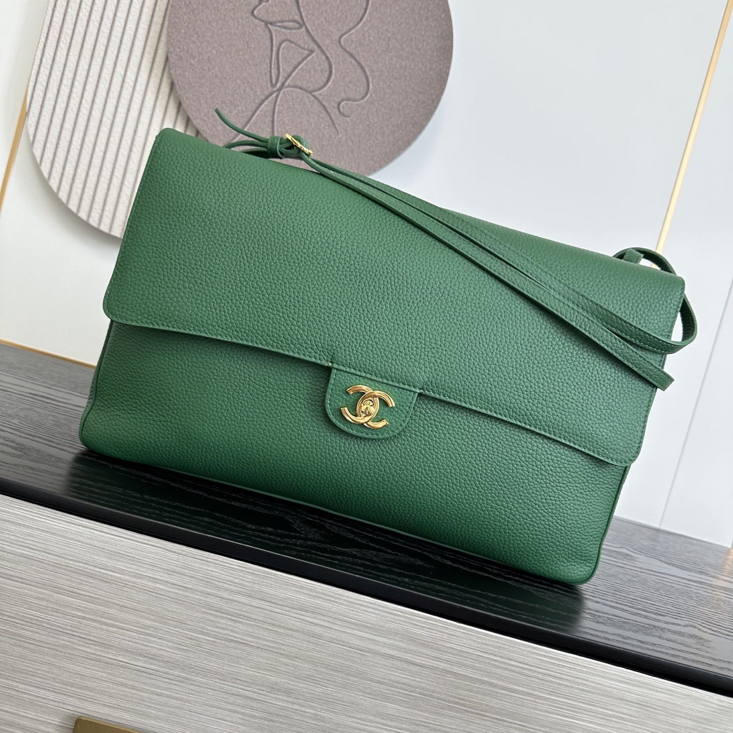 Ch**el Maxi Flap Bag Gold hardware AS6233 26x38.5x11cm