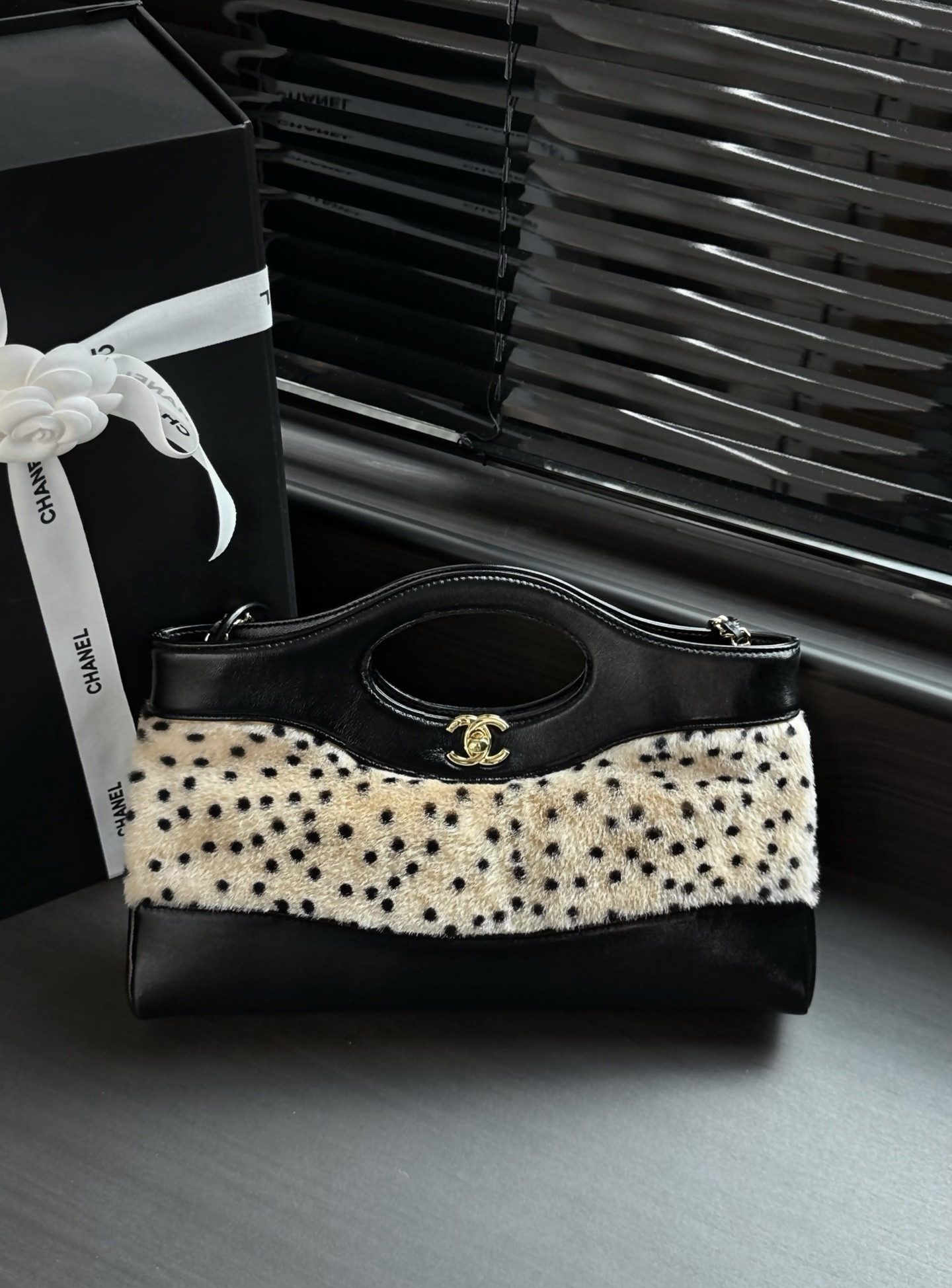Ch**el 31 Shopping Bag AS6361 22x32x6.5cm