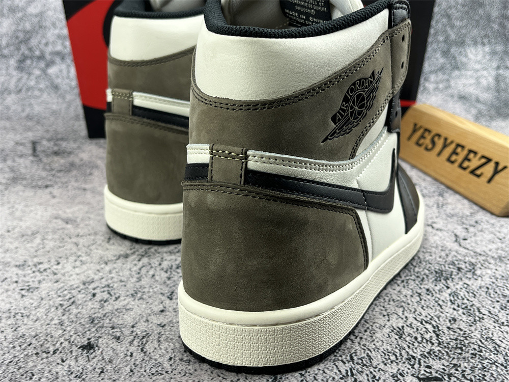 UA AIR JORDAN 1 RETRO HIGH OG 'DARK MOCHA'