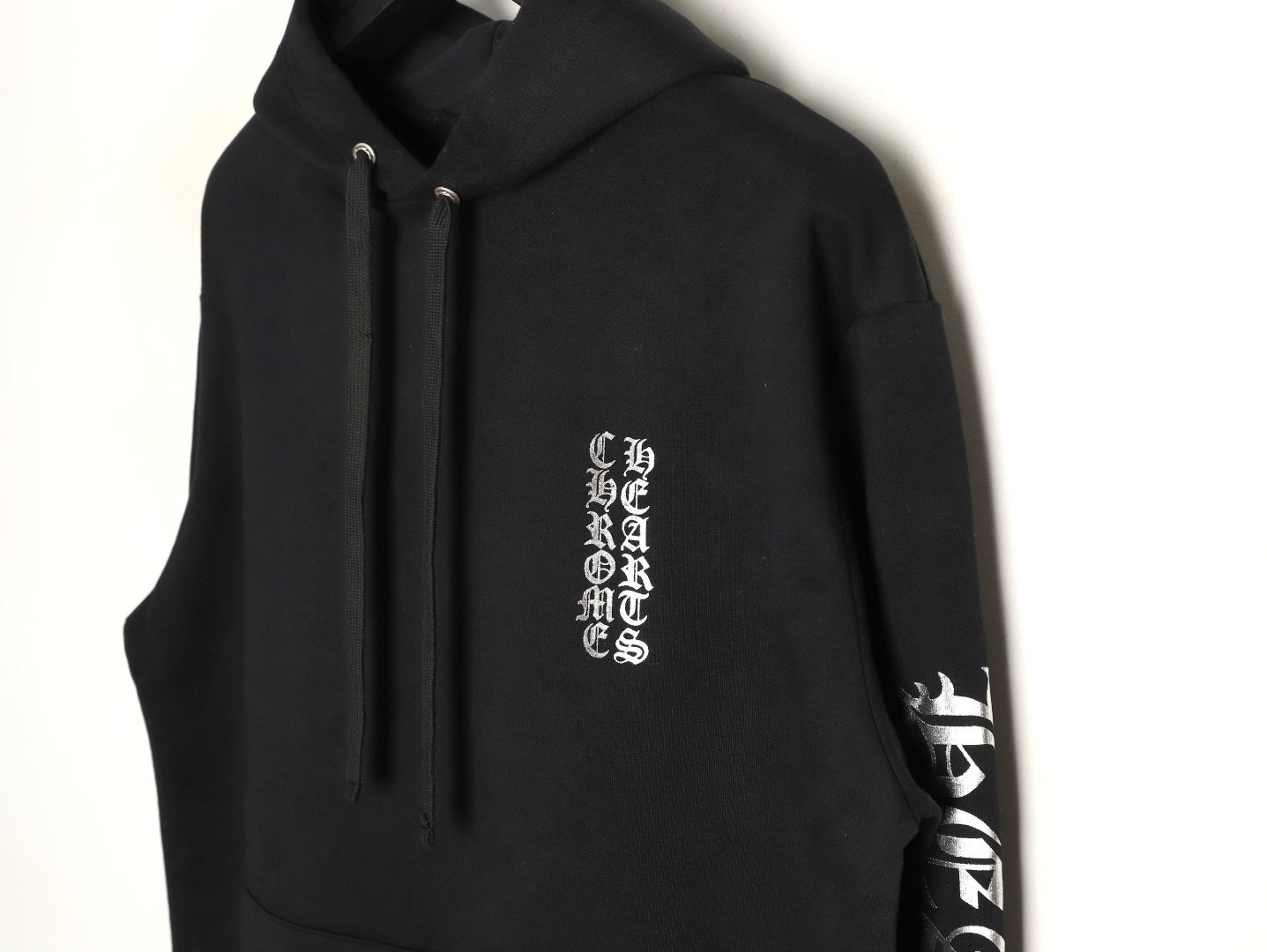 Ch*0me He**ts Hoodies