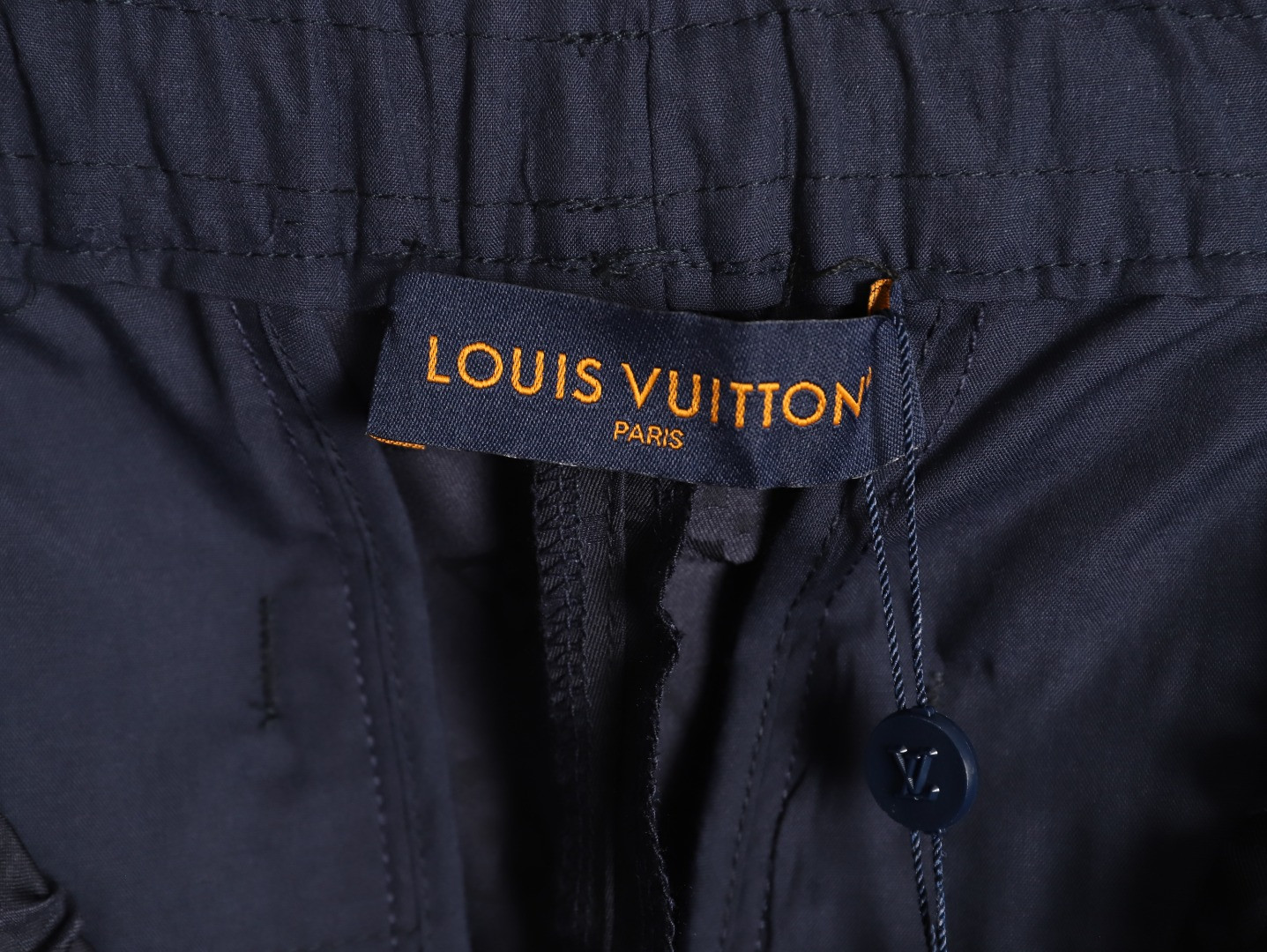 L0vis Vvtt0n Trousers Suit