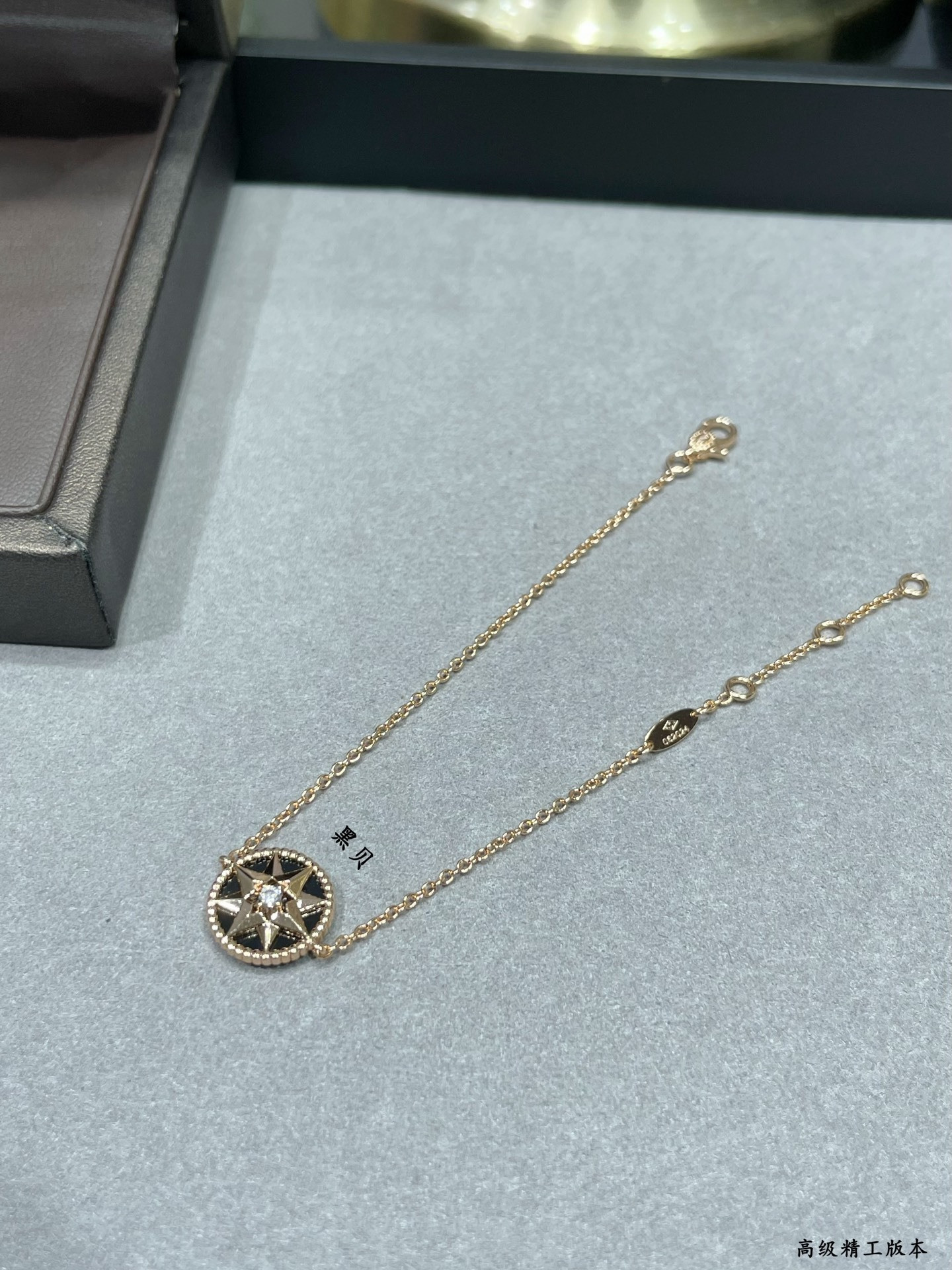 D10r Rose des Vents Bracelet