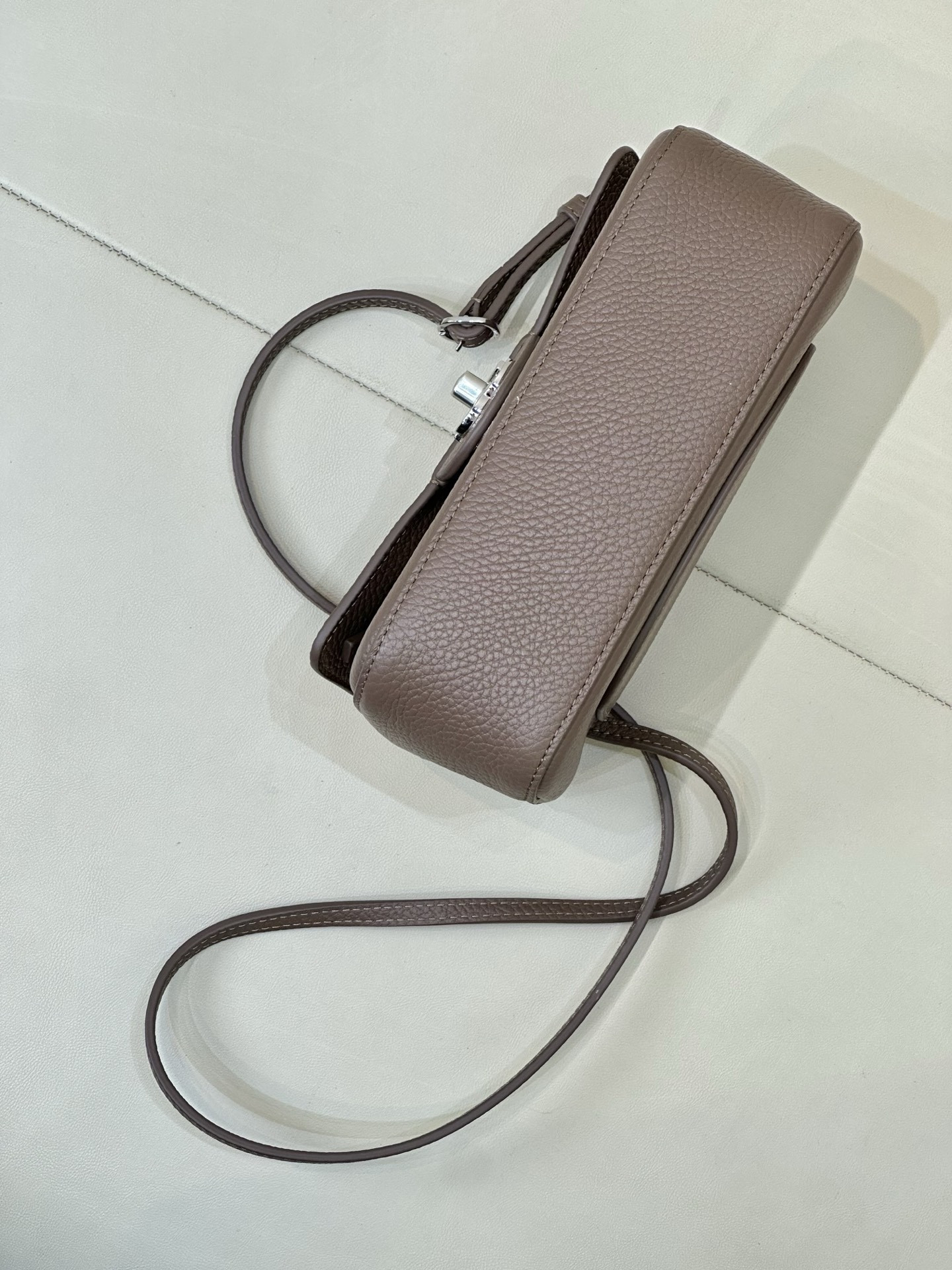 Ch**el Mini Flap Bag AS6573 13x20x6cm