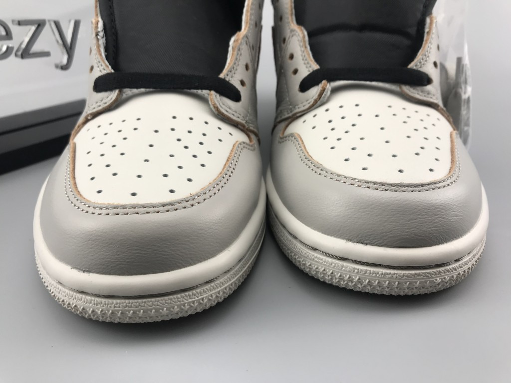 UA AIR JORDAN 1 RETRO HIGH SB "NYC TO PARIS"