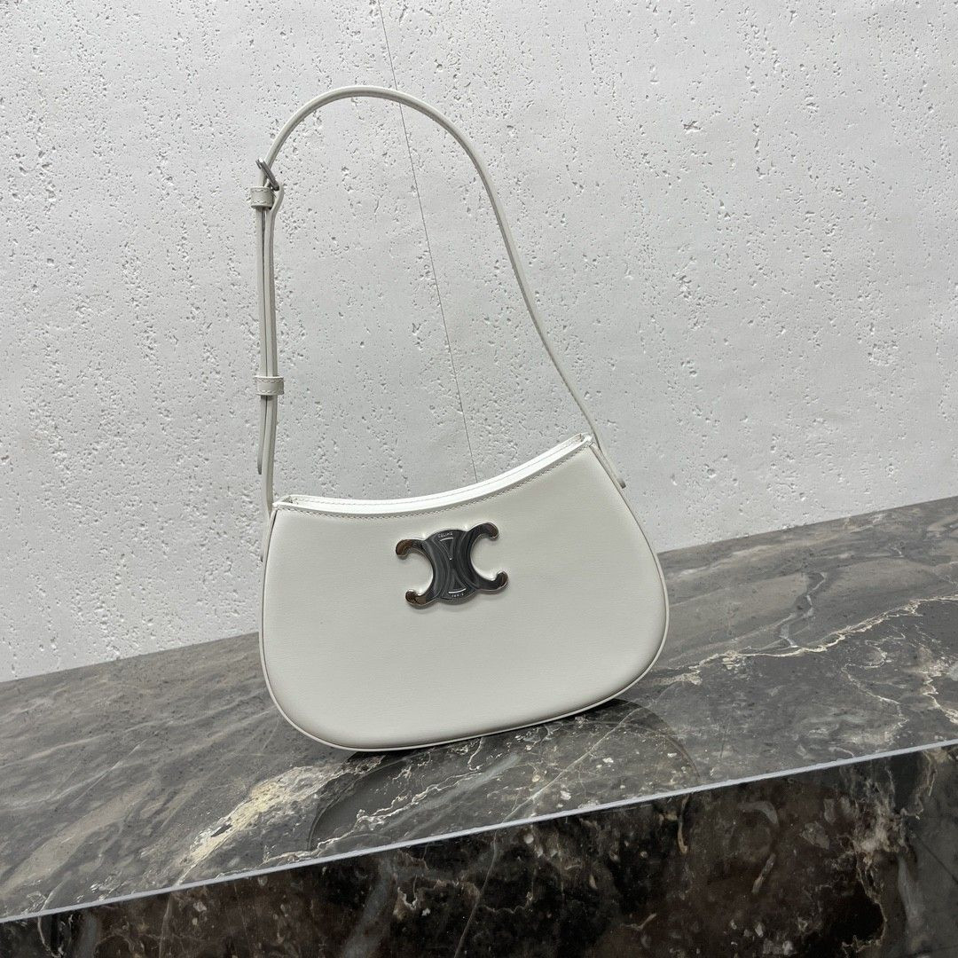 Ce1i*e MEDIUM TILLY BAG in shiny calfskin 22x13.5x4cm