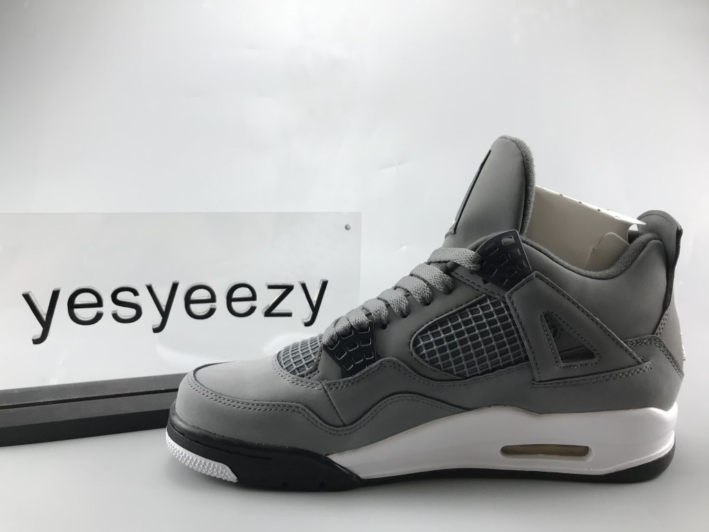 UA AIR JORDAN 4 RETRO "COOL GREY 2019 RELEASE"