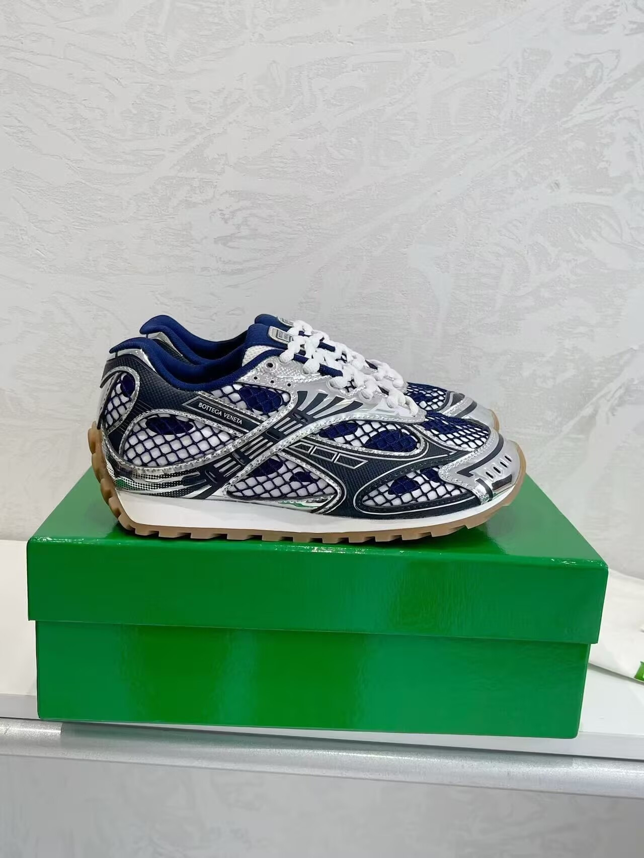 UA B0tt*ga Ven*ta Orbit Sneaker