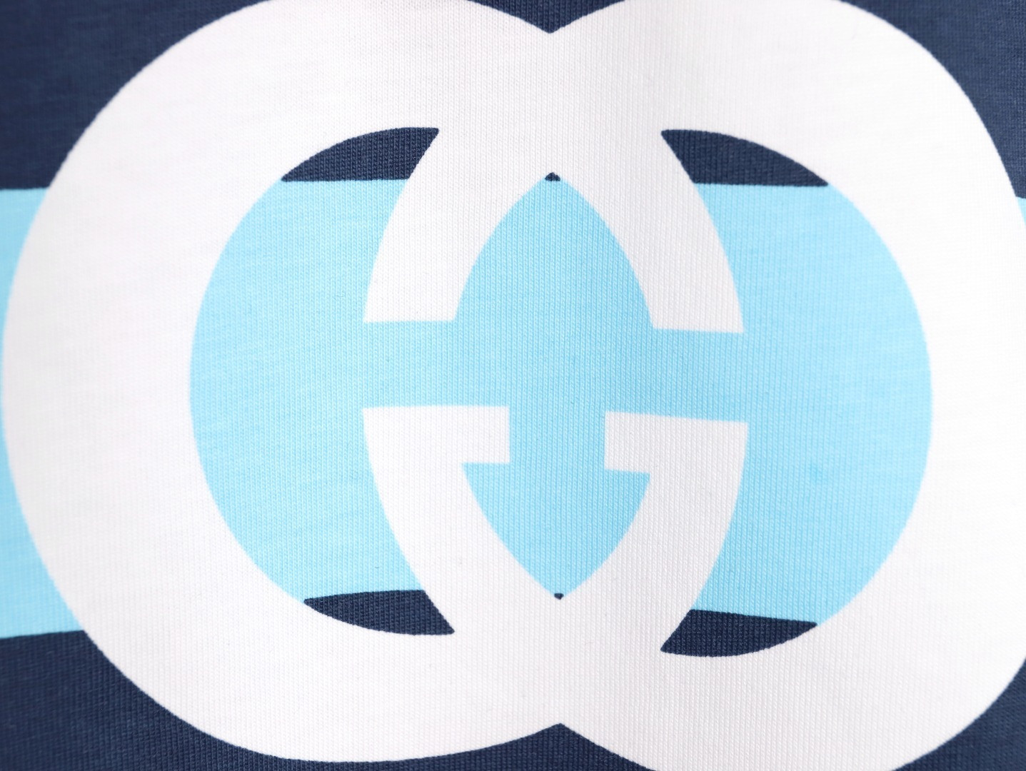 Gvc*1 Long-sleeved T-shirt