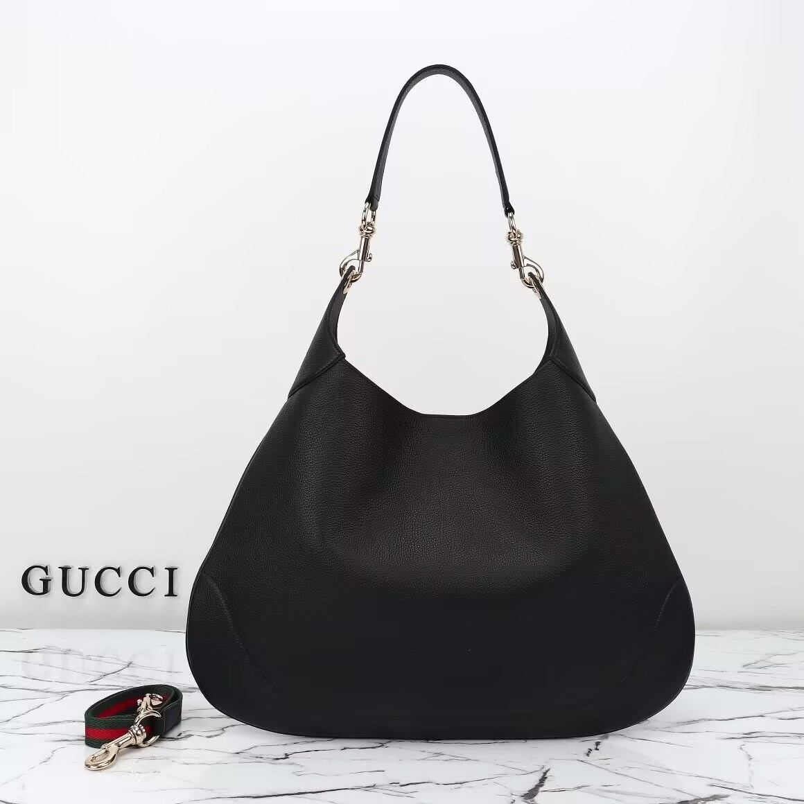 Gvc*1 B medium shoulder bag 49x46x4cm
