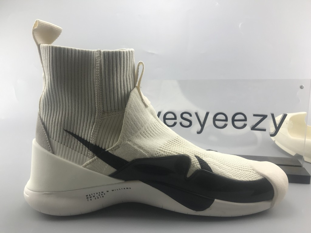 UA NIKE W FREE TR FLYKNIT 3 / MMW