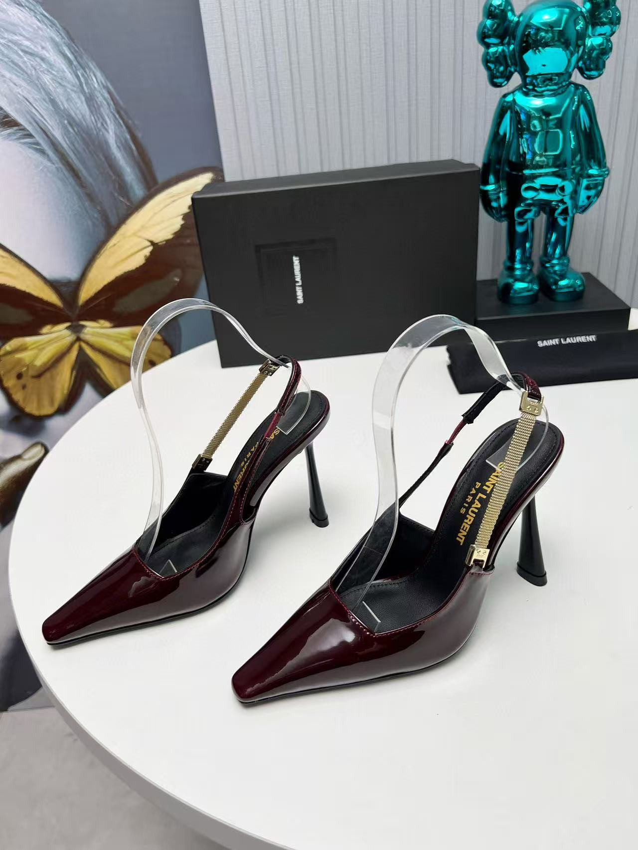 UA Y51 Sa1nt Lau*nt Glazed Calfskin Lee Slingback Pumps