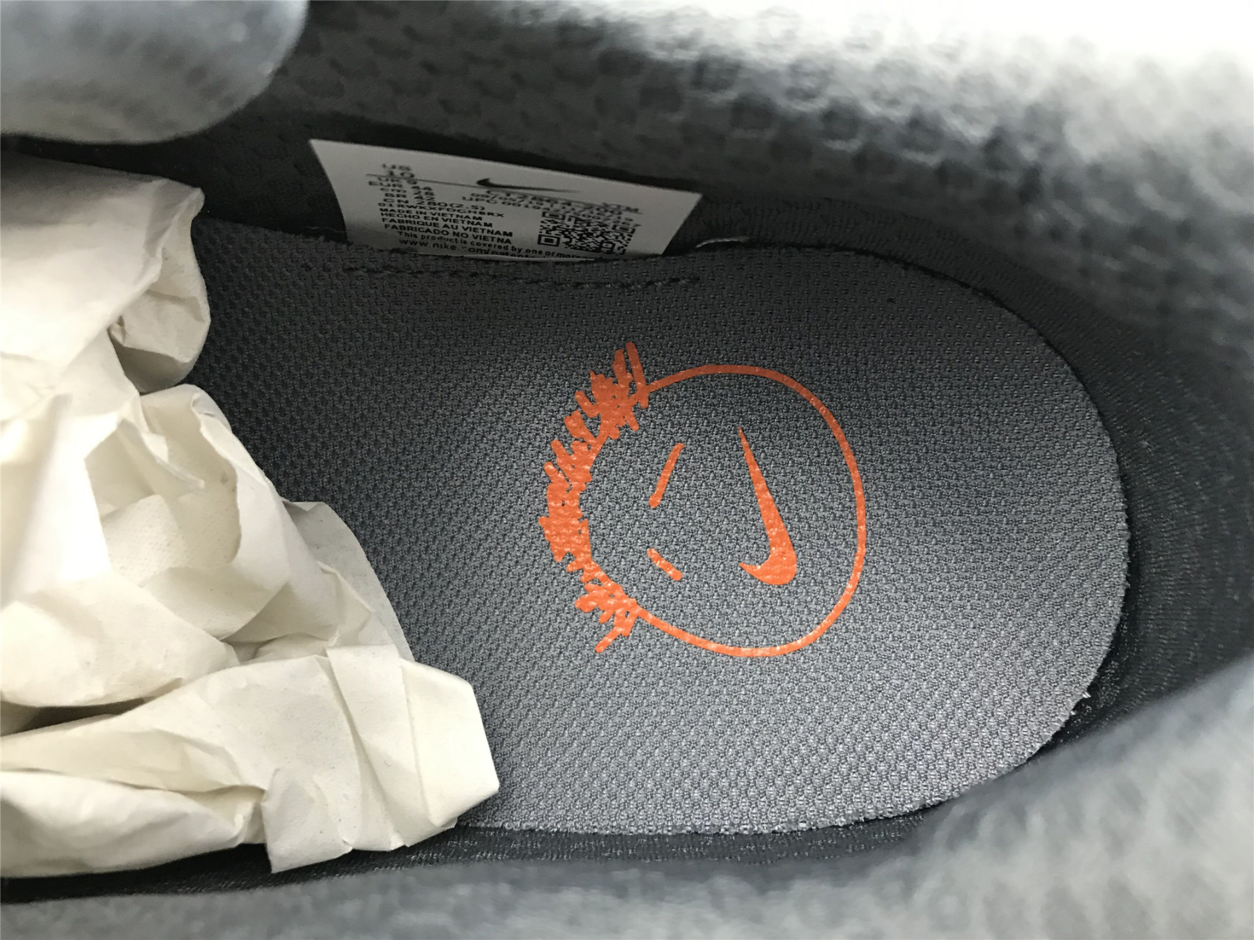 UA TRAVIS SCOTT X AIR MAX 270 REACT
