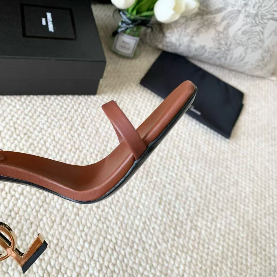 UA Y51 opyum sandals