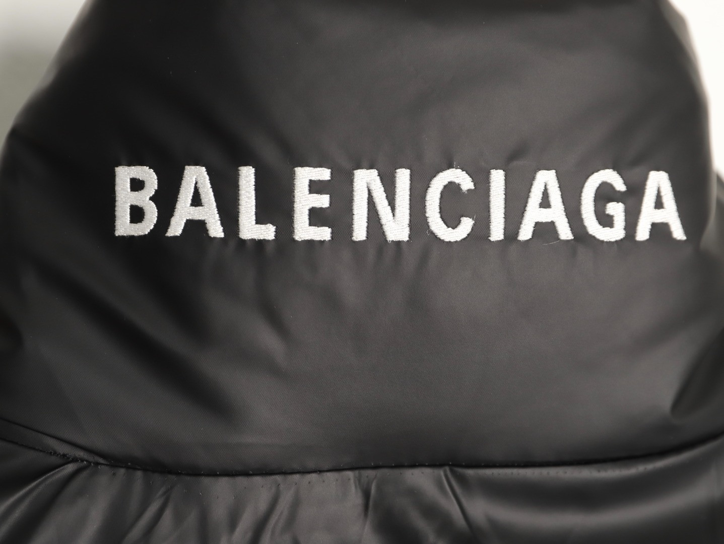 Ba1en*iaga BLCG Short Puffer jacket