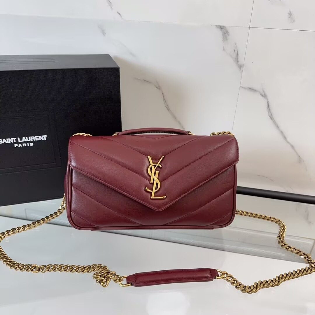 Y51 LOULOU small in MATELASSÉ lambskin 24x14x6cm
