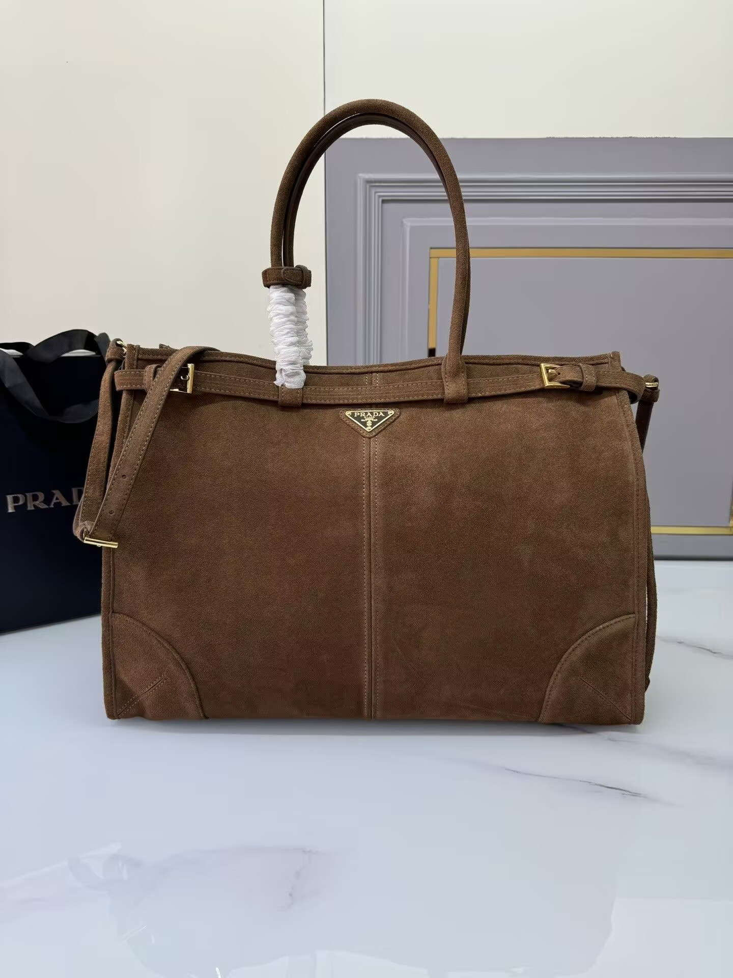 Pra*a Lus Solf 42x30x12cm