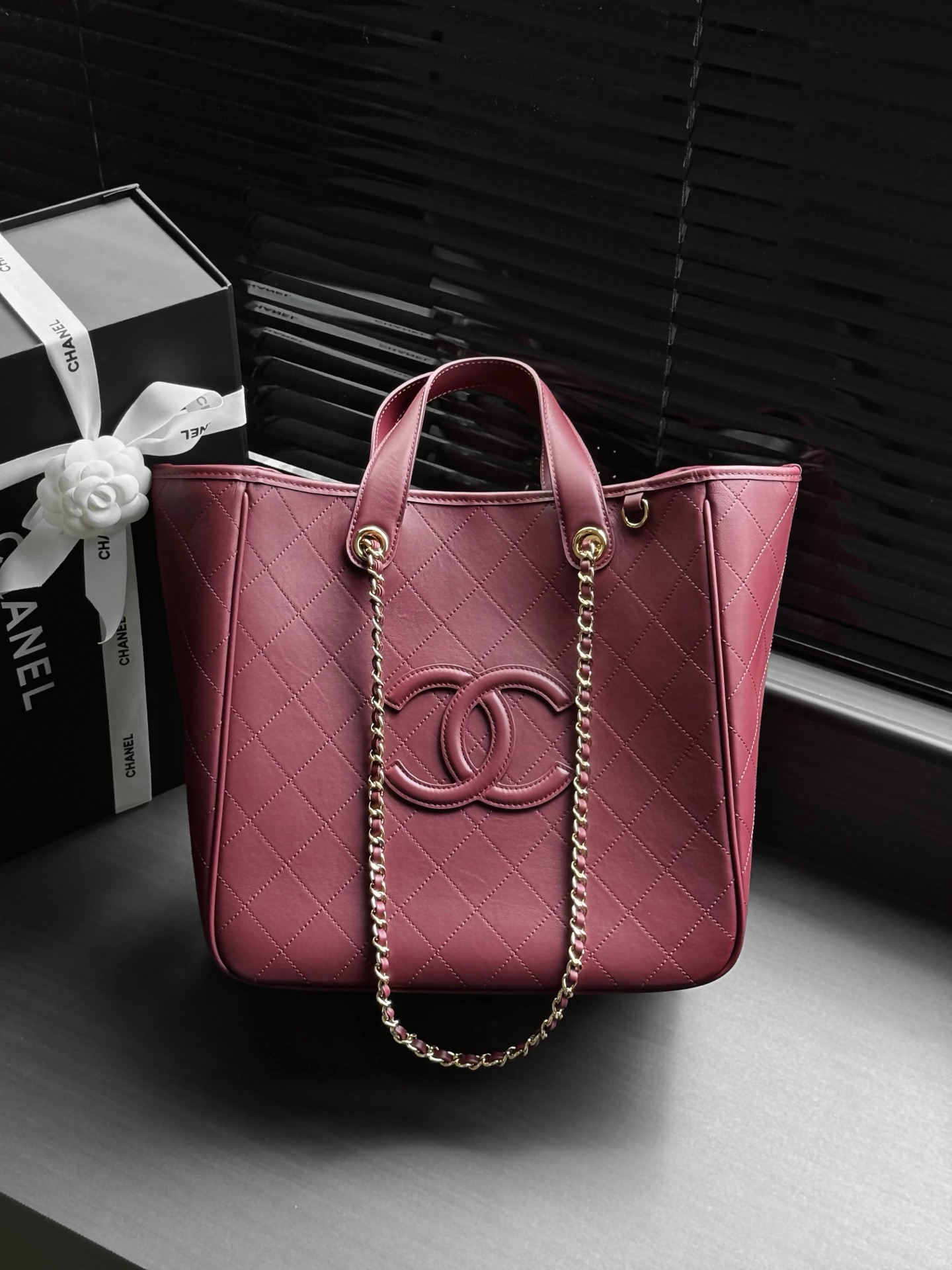 Ch**el Shopping Bag AS6200 30x29.5x17cm