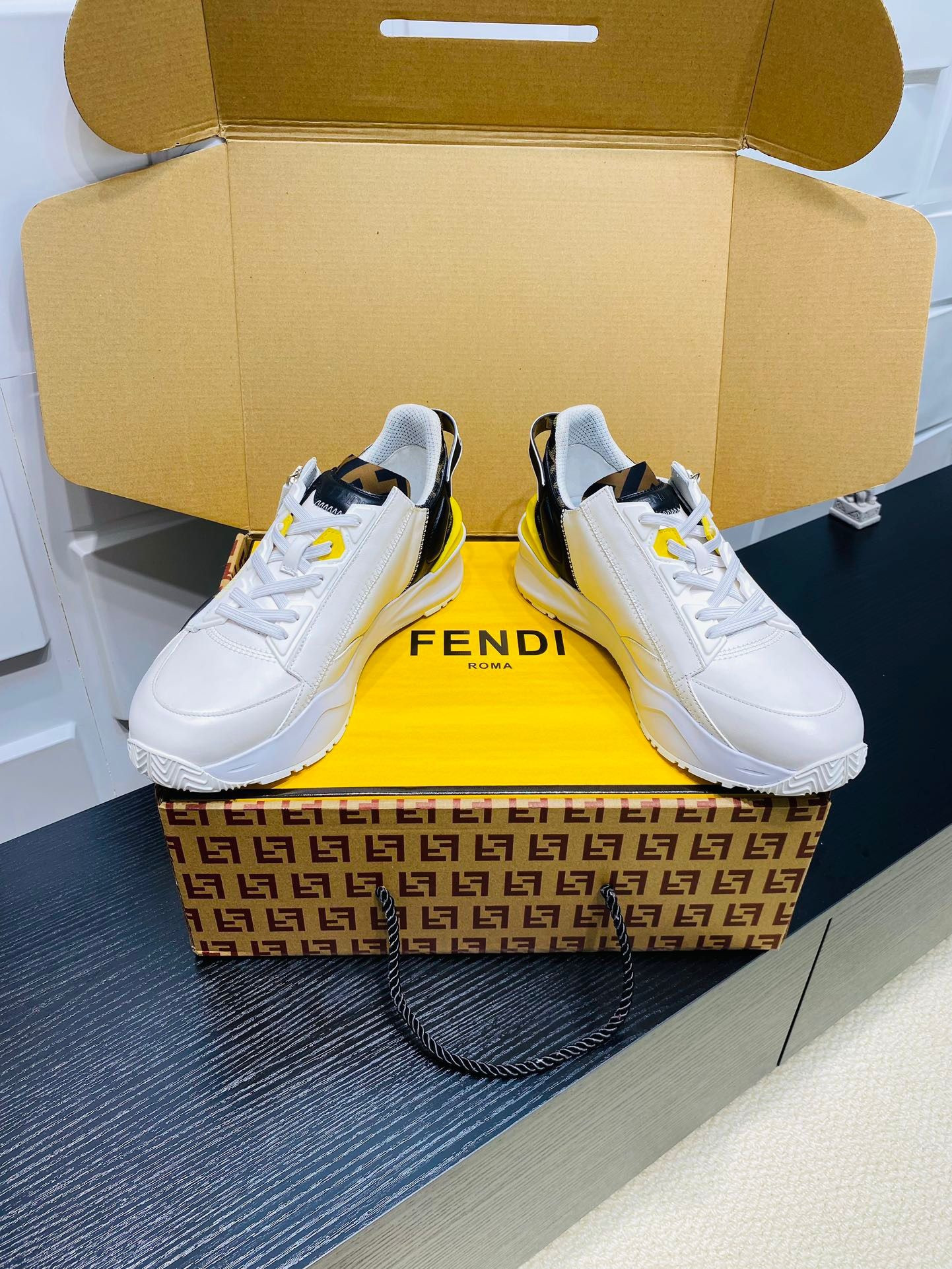 UA F**di Flow Sneaker(Decorative box not included. Photo prop only)