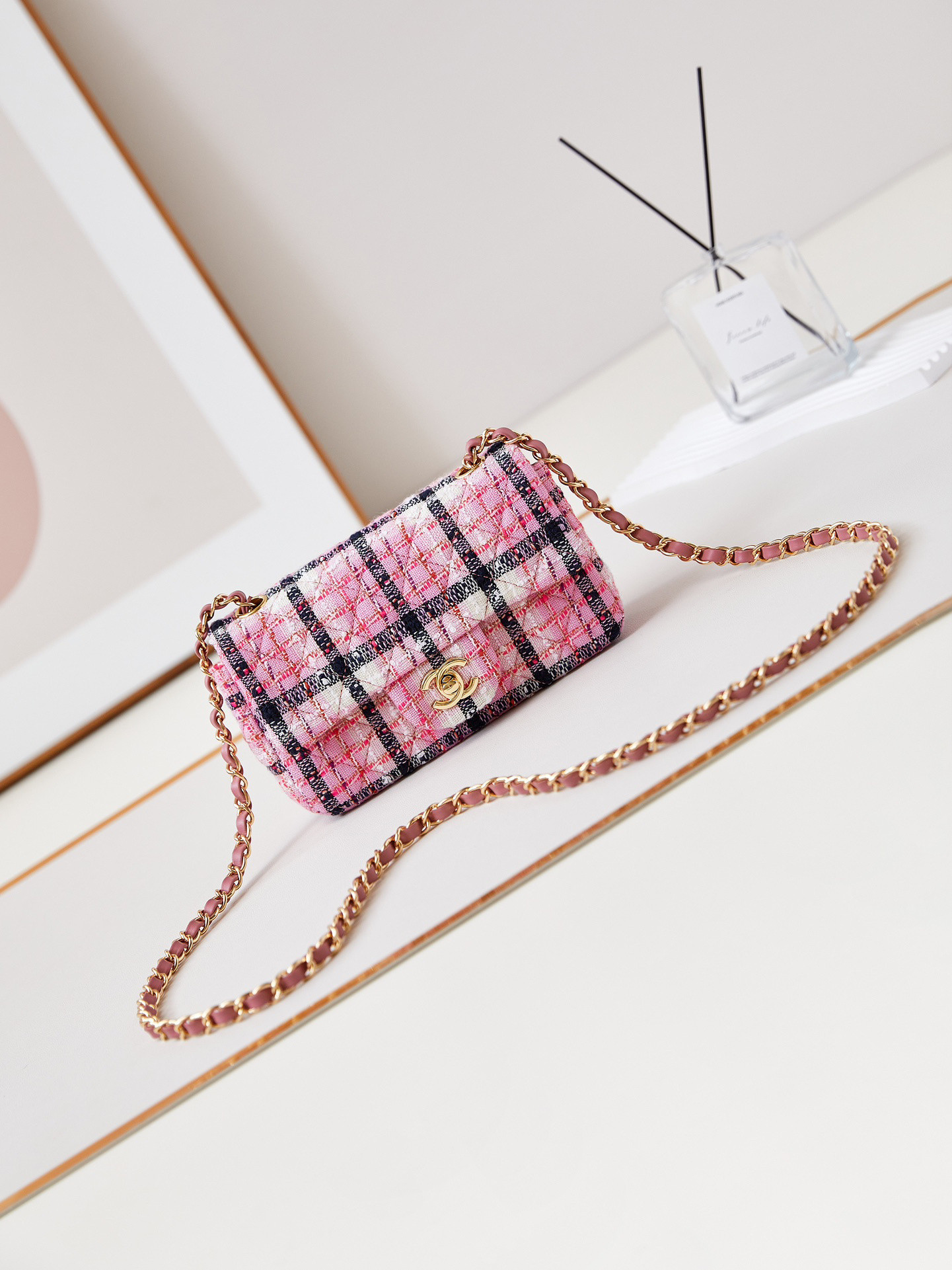 Ch**el MINI CLASSIC HANDBAG 12 × 20 × 6 cm