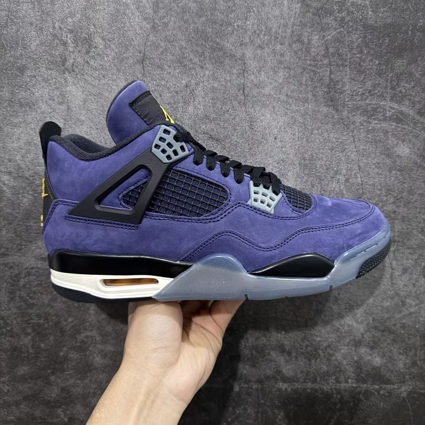 UA Air Jordan 4 Retro