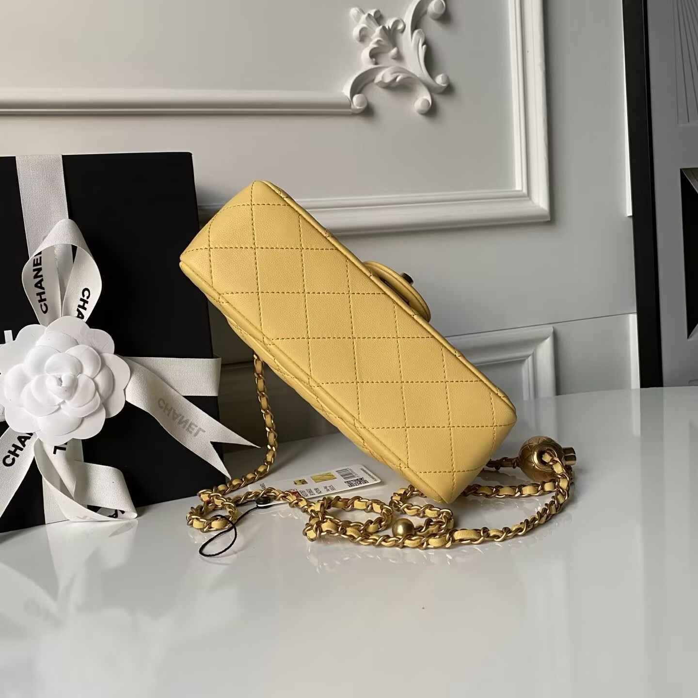 Ch**el MINI FLAP BAG 12×20×6 cm