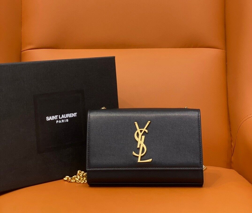 Y51 KATE SMALL IN GRAIN DE POUDRE EMBOSSED LEATHER 20x12.5x5cm