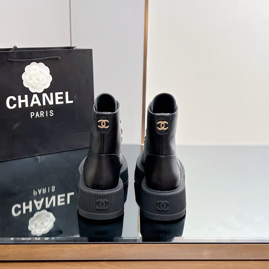 UA Ch**el Boots