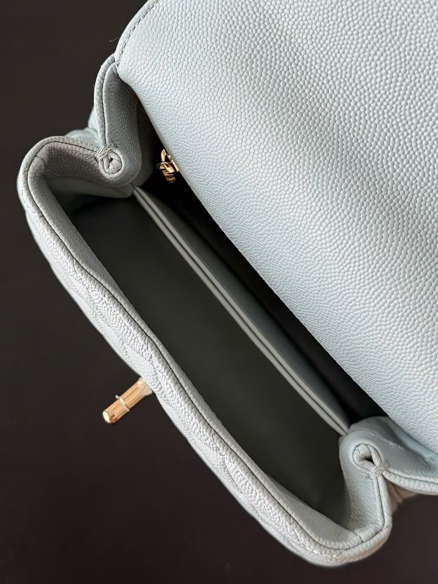 Ch**el mini coco handle 13x19x9cm