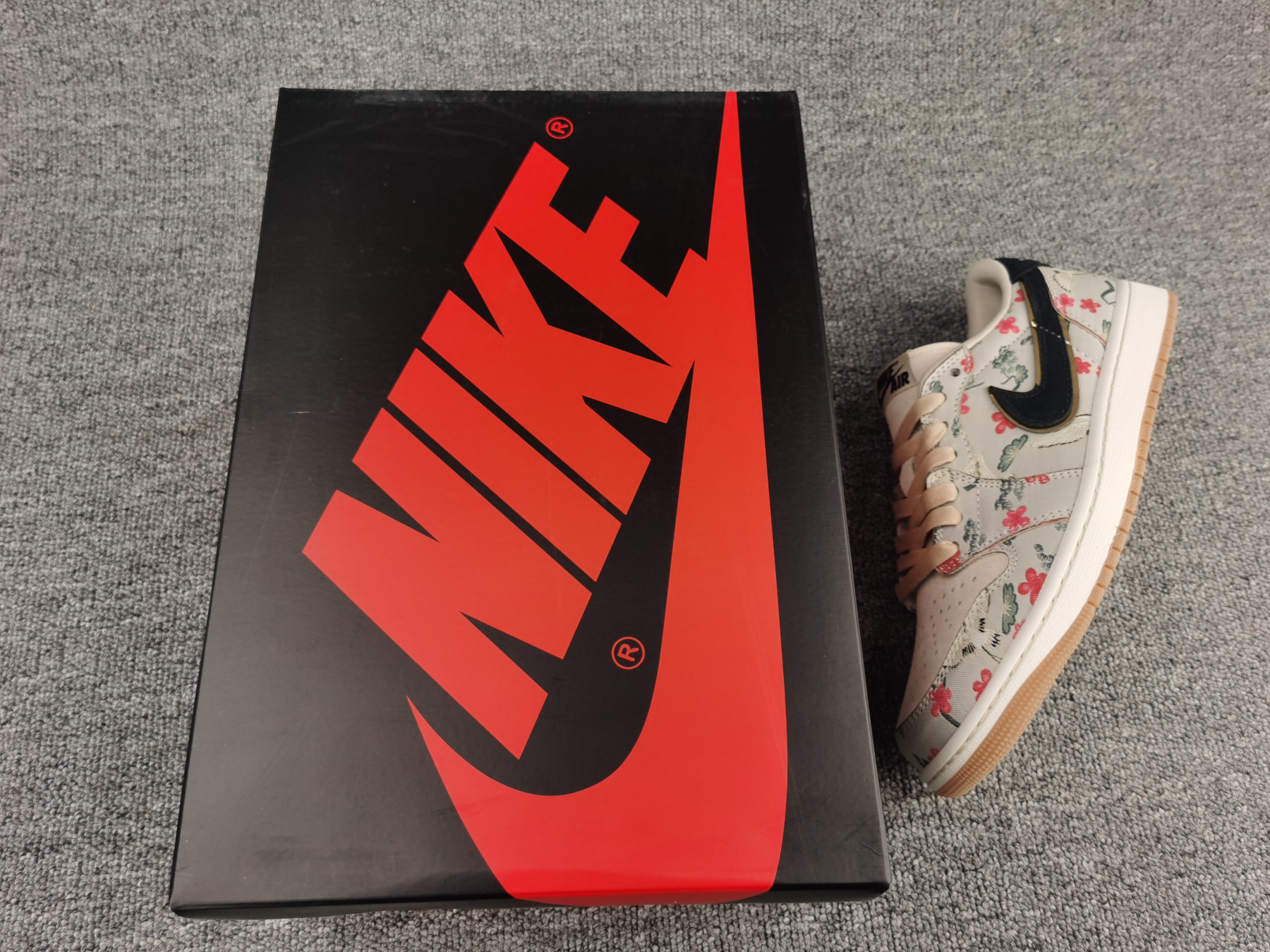 UA Jordan 1 Retro Low OG