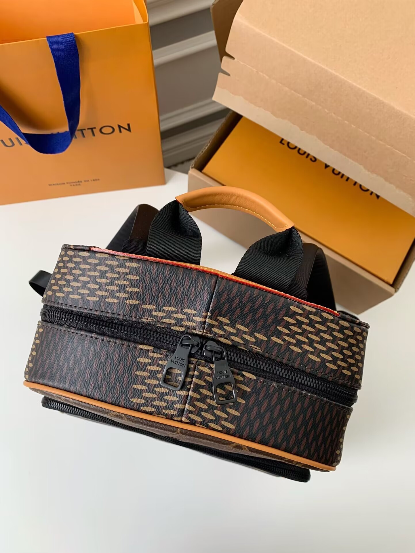 LV NIGO CAMPUS BACKPACK N40380 30×39×13cm