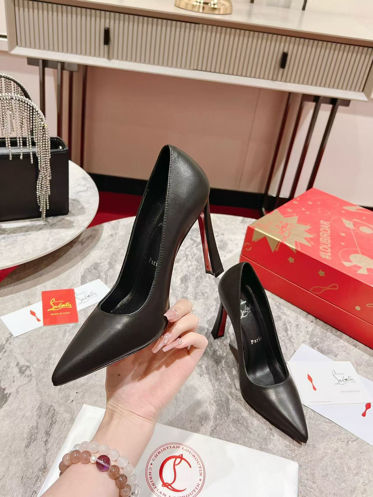UA Chr1st1an Louboutin  10cm