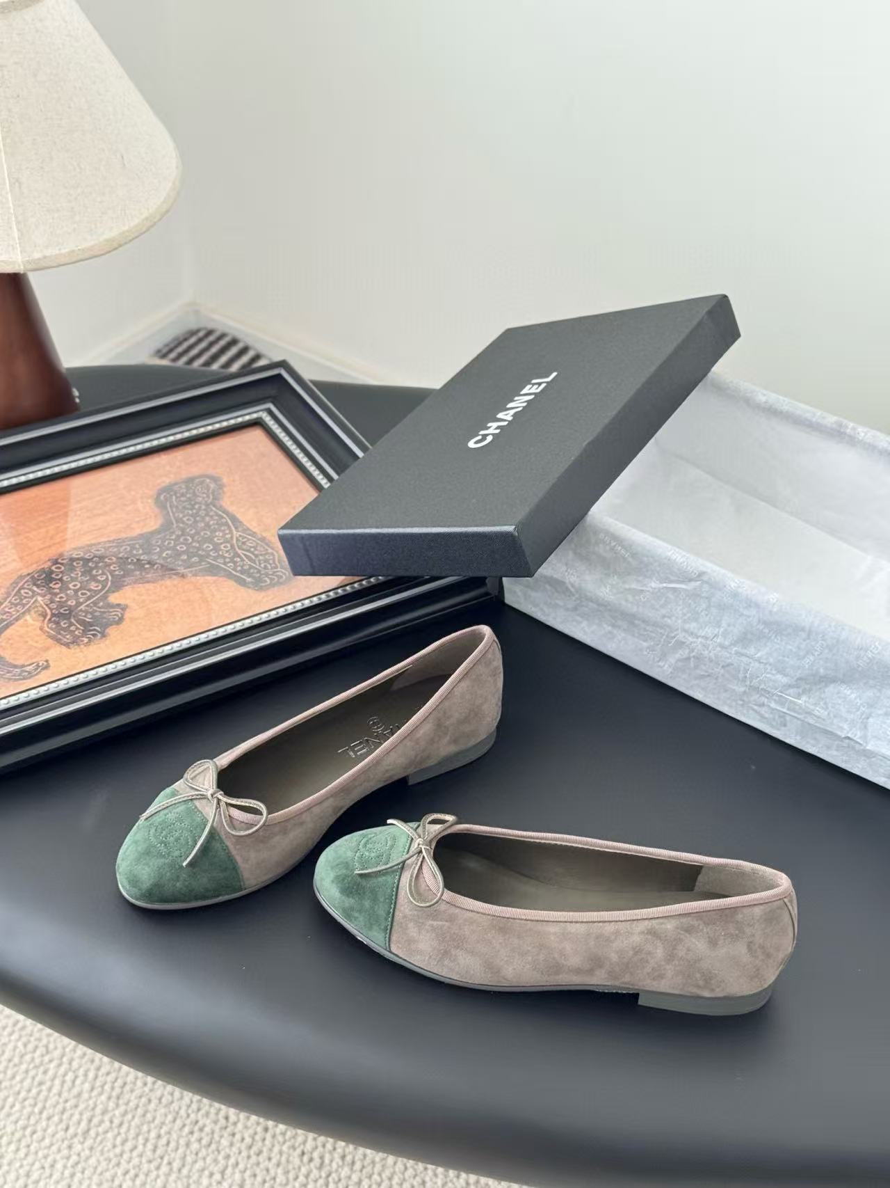 UA Ch**el Ballet flats