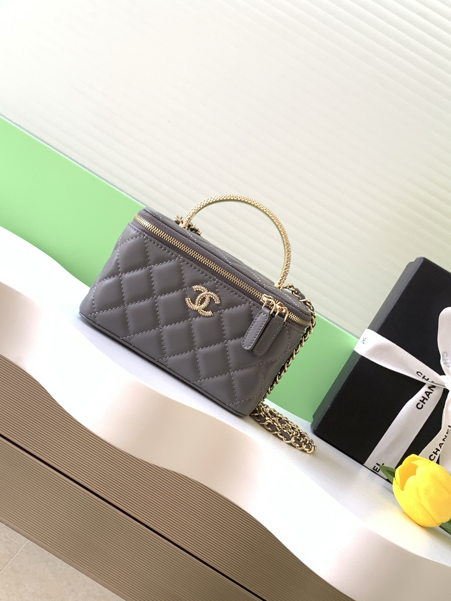 Ch**el Long Vanity with Chain 17x9.5x8cm